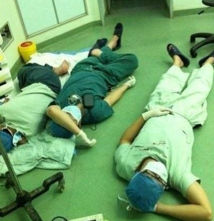 抗擊肺炎：哪一個(gè)人不是真正的英雄？